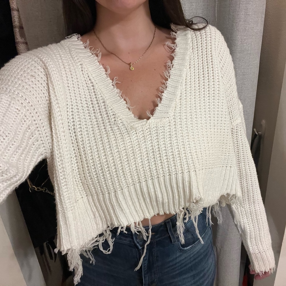 White distressed cable sweater - Picture 1 of 2